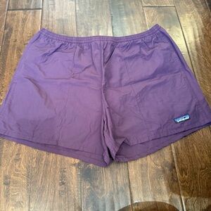 Patagonia Vintage Men’s Swim Trunks Maroon Purple size Large Summer Vacation